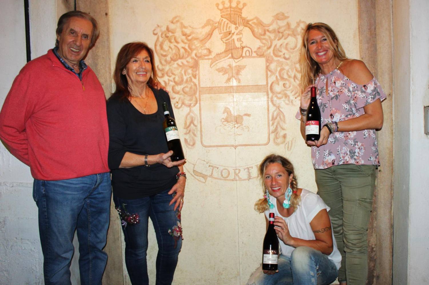 La famiglia Torti in cantina