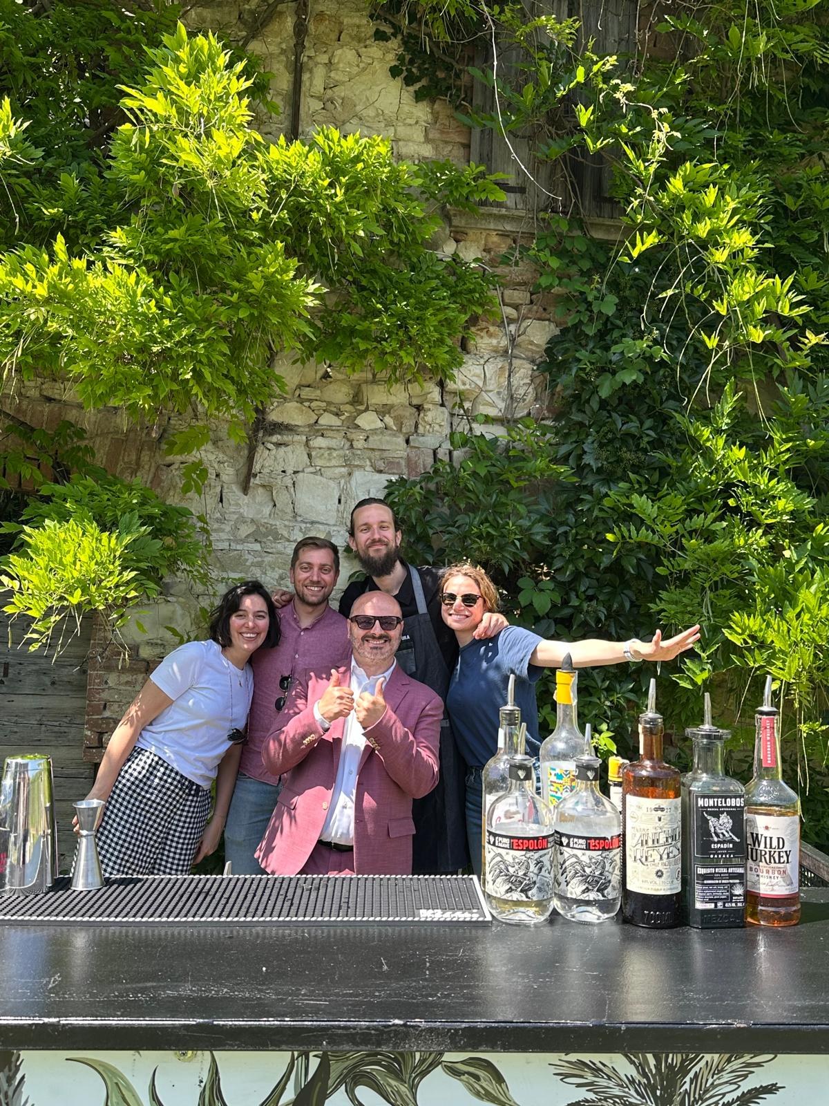 Festa con cocktail bar