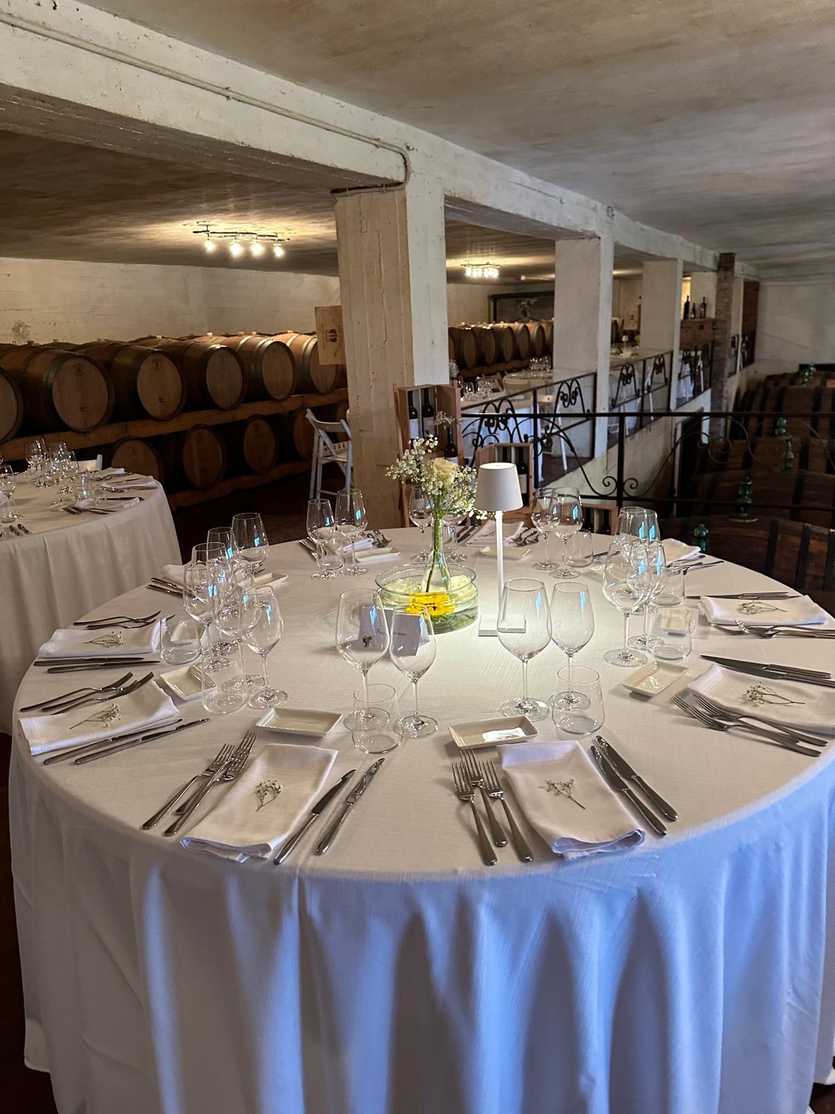La tavola in cantina